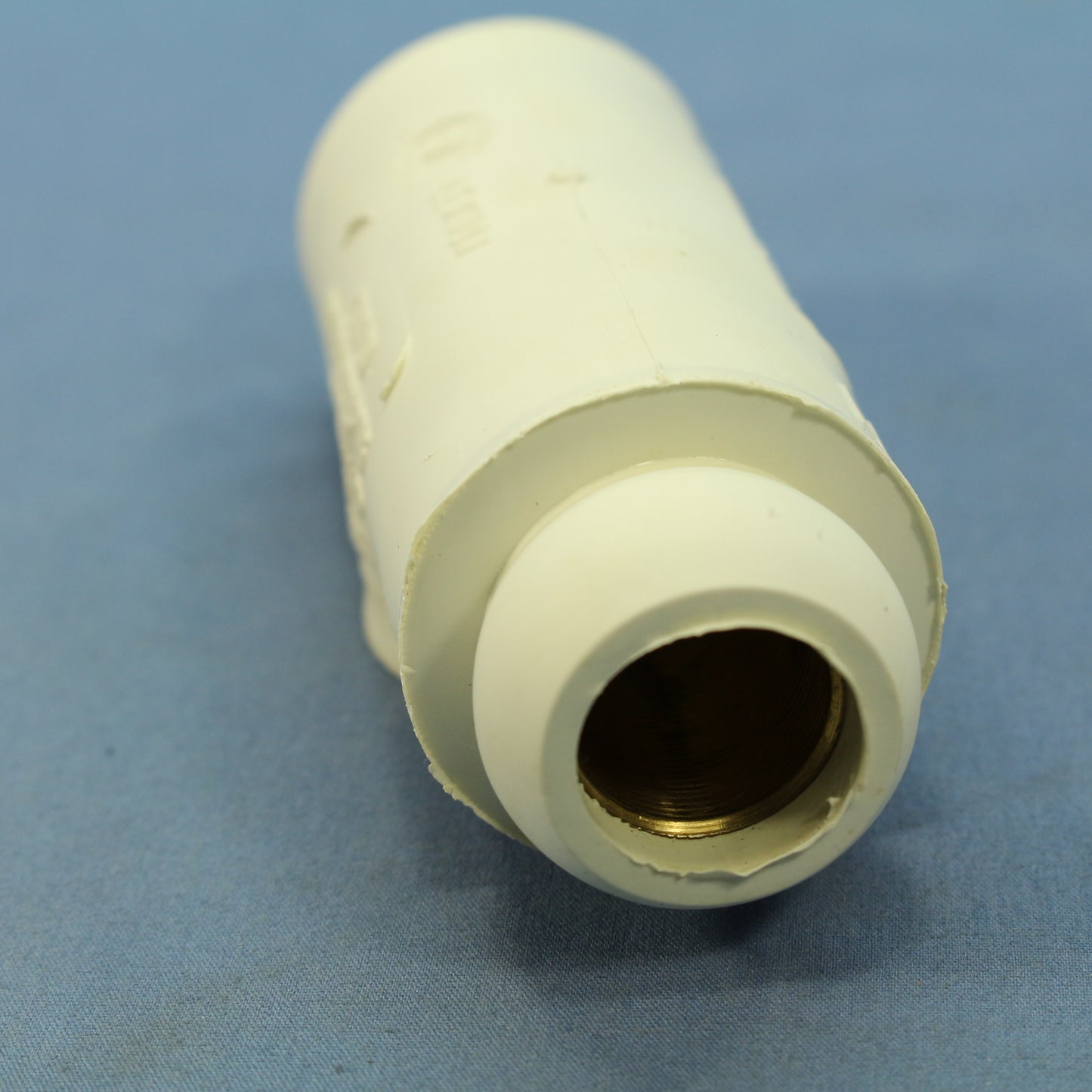 Leviton 18A24-W White Female-Female Turnaround Connector 18 Series 400A 600V