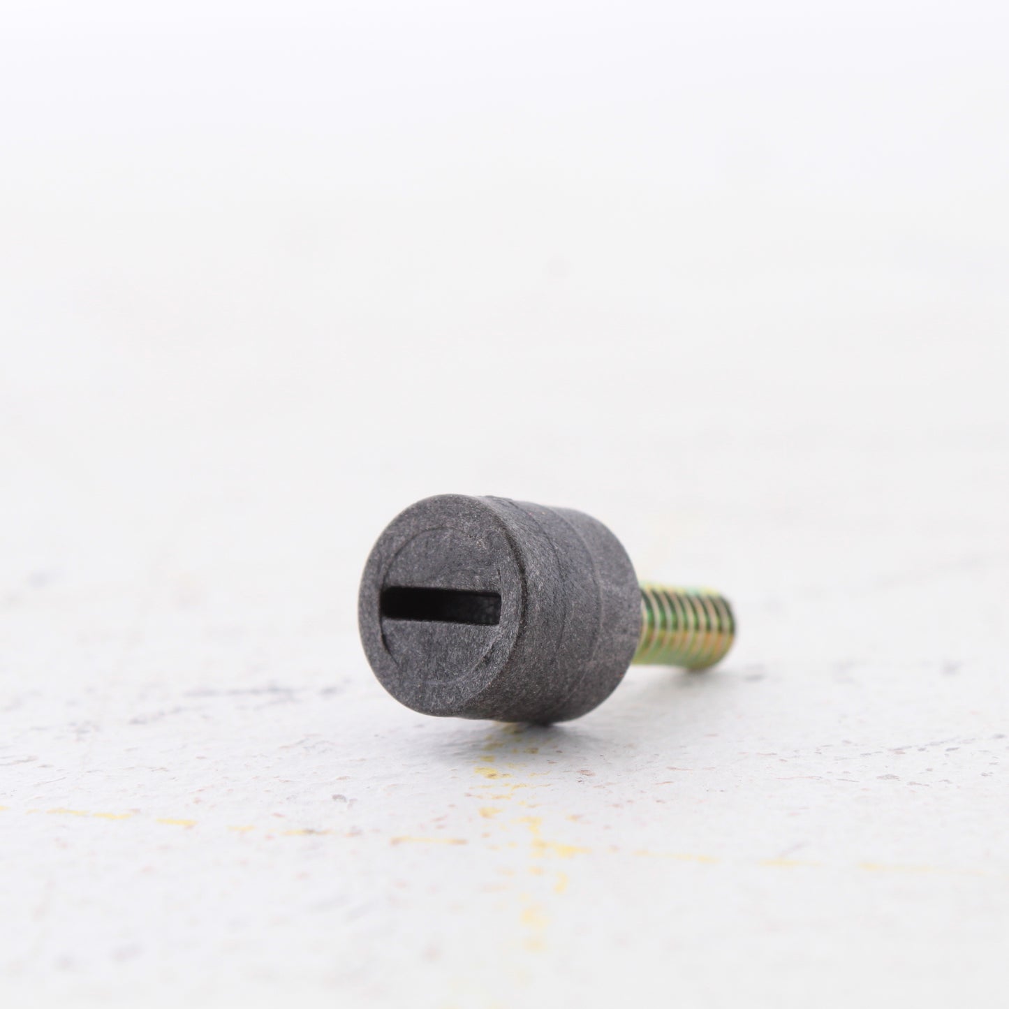 Leviton 18D28-E Black 18 Series Male Detachable Crimped Cam-Type Plug 400A 600V