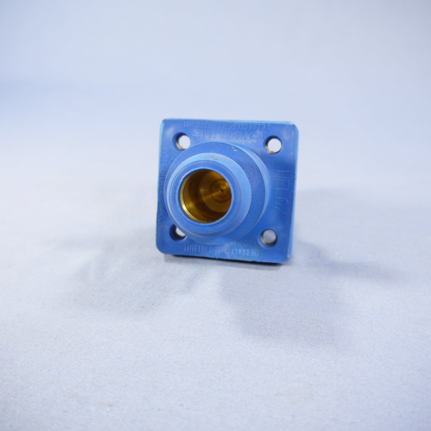 Leviton Blue ECT 18 Series Cam Female Panel Receptacle Ball Nose 400A 18R24-B
