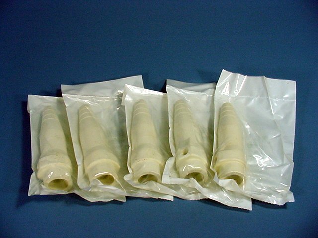 5 Leviton White 18 Series Male Cam Plug Connector Insulating Sleeves 18SDM-22W