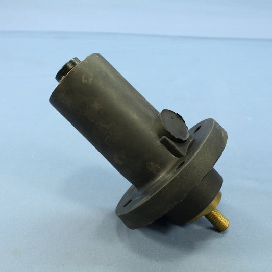 Leviton Black 19 Series Cam Type Male Panel Receptacle Threaded 690A 19R21-E