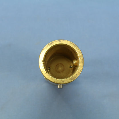 Leviton White 22L25-W 22 Series Female Latching Cam-Type Connector Plug 690A