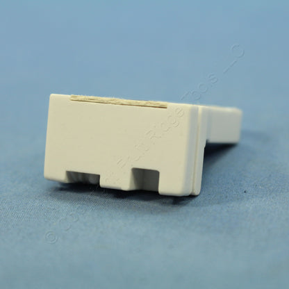 Leviton Fluorescent Lampholder T8 T12 Medium Bi-Pin Socket Shunted 23150-UR7