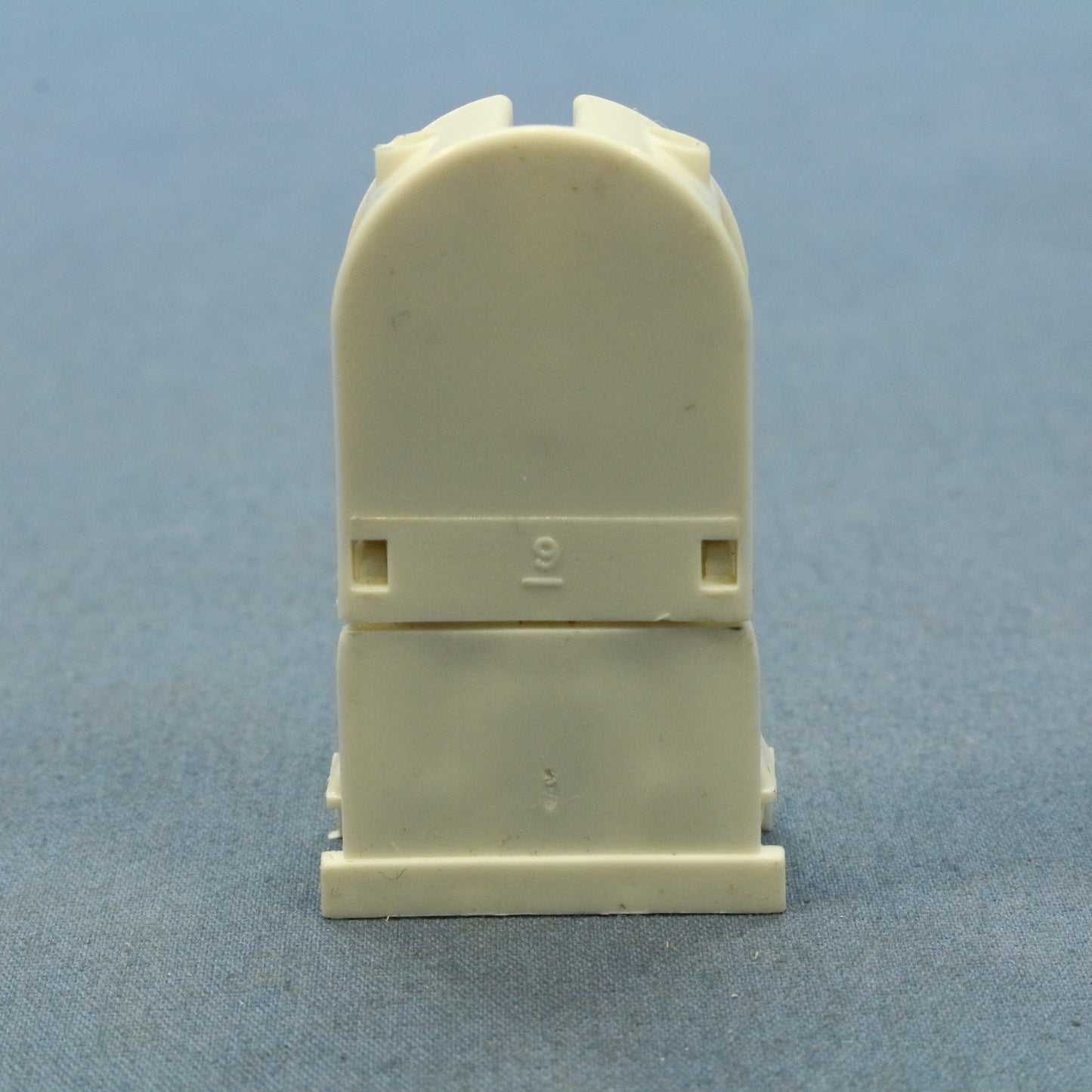 Fluorescent Shunted Socket T-5 Lampholder Mini Bi-Pin w/ Tall Profile 23654-TWP