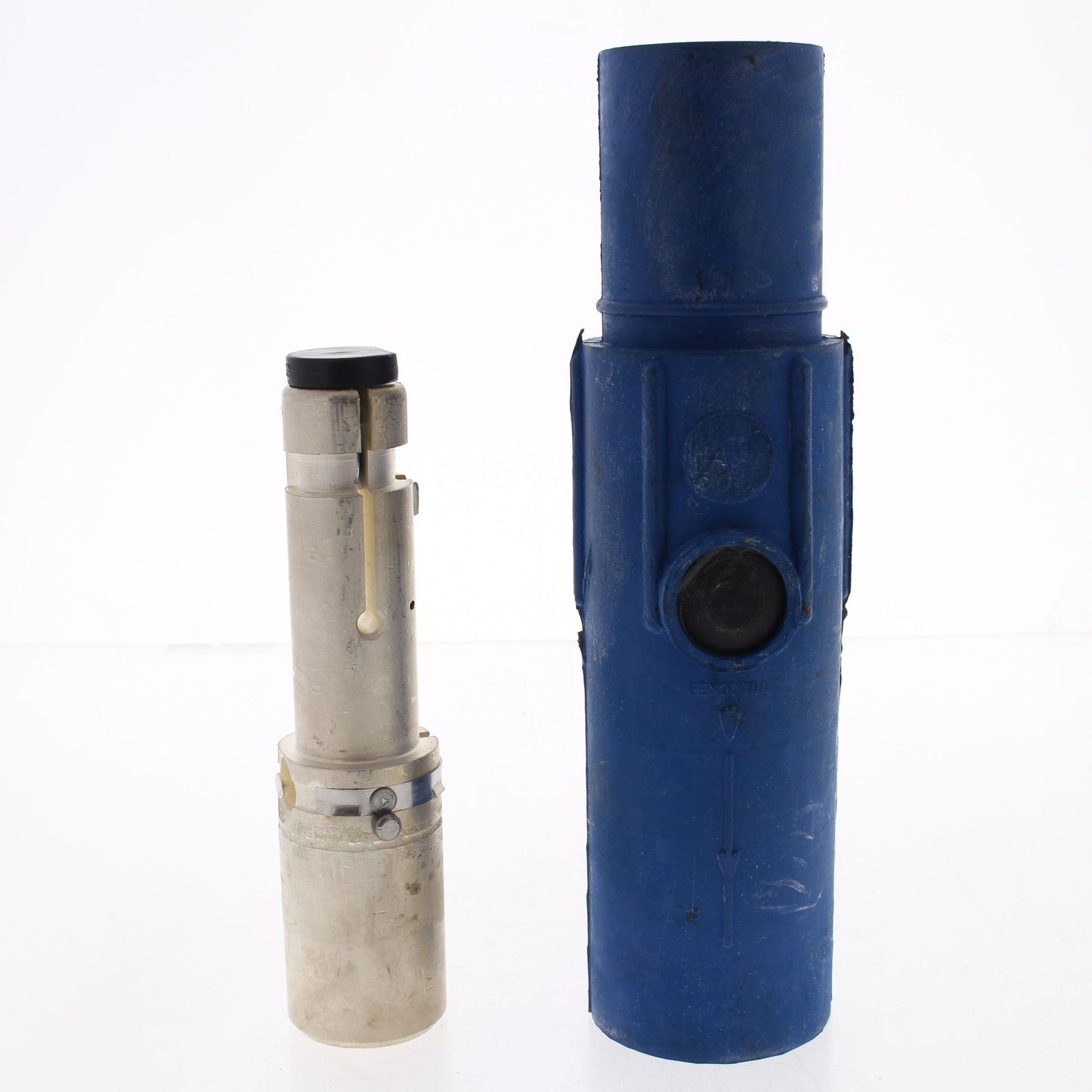 Leviton 23L23-B Blue 23 Series Male Latching Cam-Type 690A Connector Plug 600V