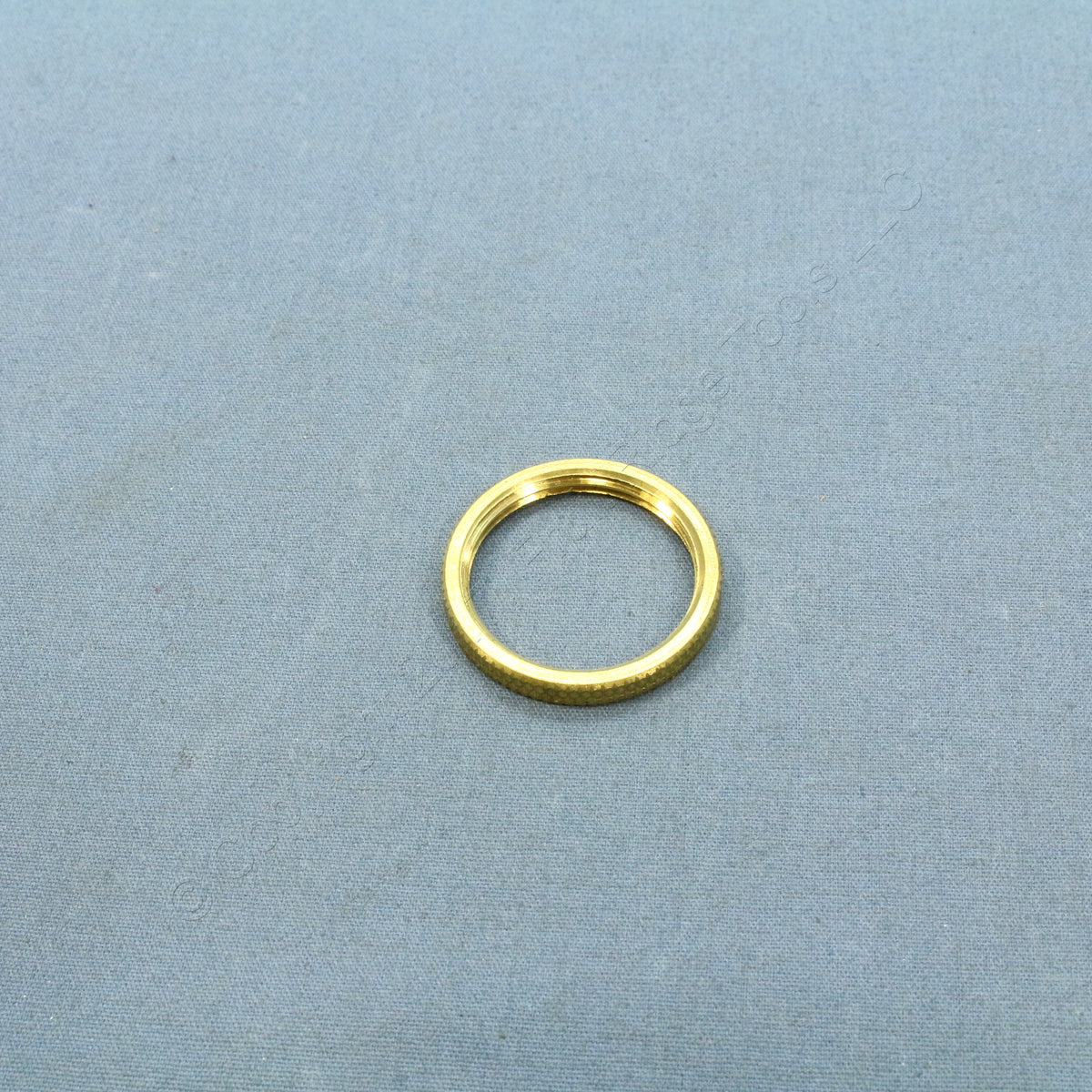 Leviton Knurled Brass Nut 13/16-20 Thread for Candelabra Lampholders 25297