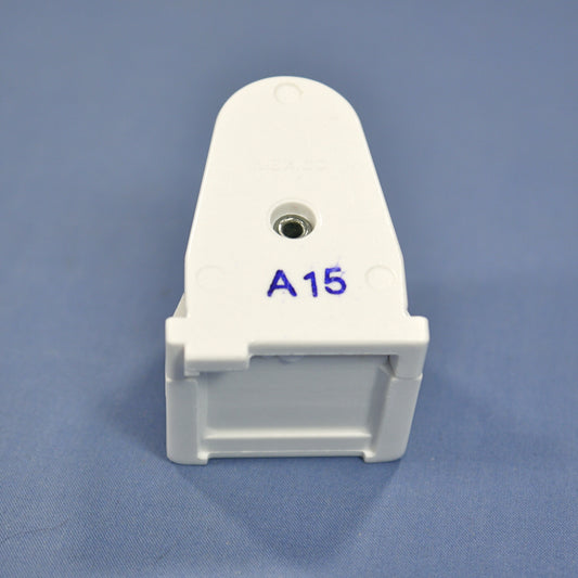 Leviton T8 T12 Slimline Fluorescent Lampholder 1-Pin Socket Plunger Slide-On
