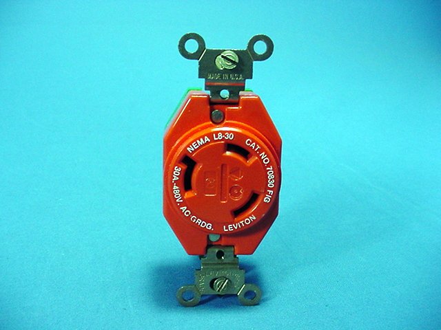 Leviton L8-30R Isolated Gnd Locking Receptacle Outlet 30A 480V 2640-IG-063 Box