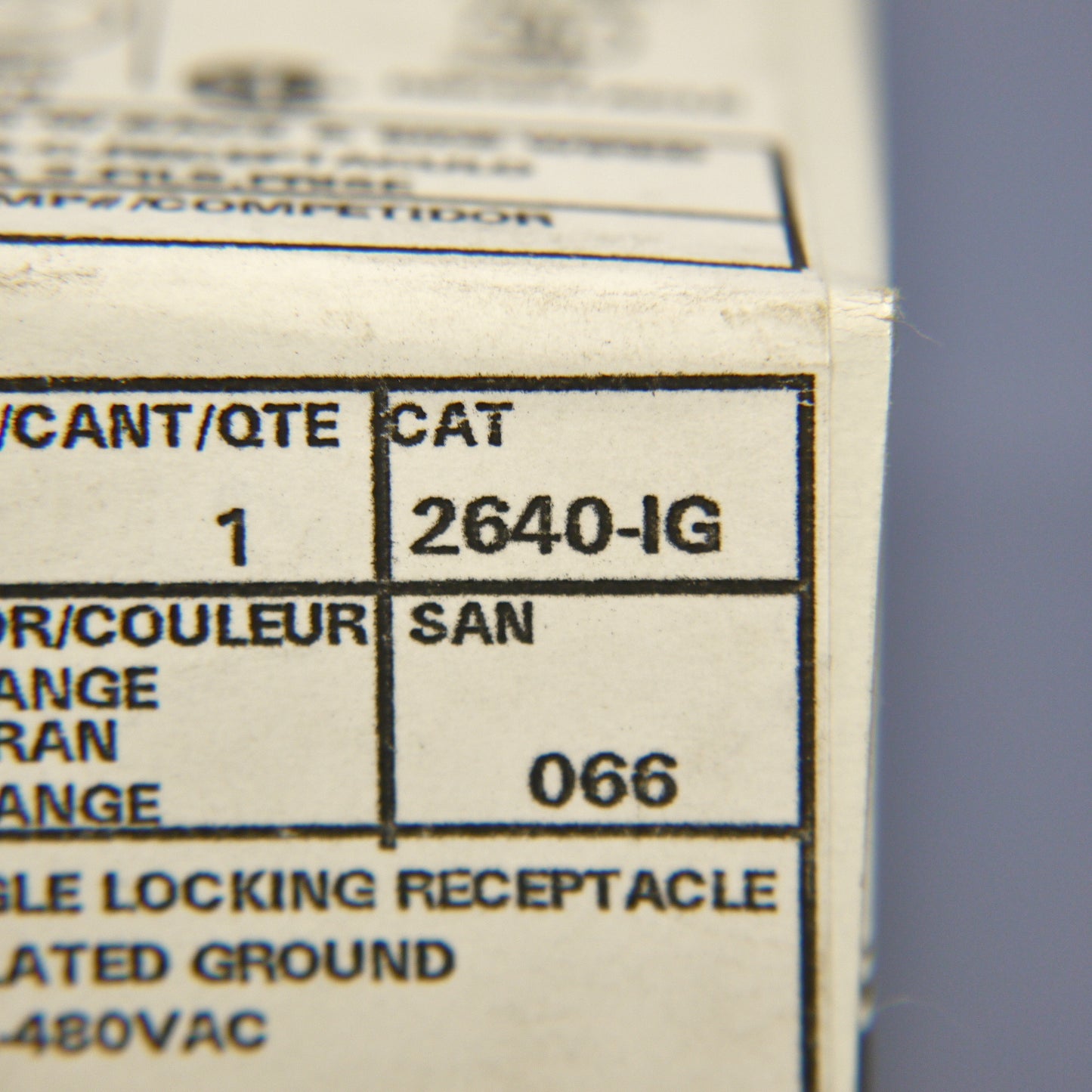 Leviton L8-30R Isolated Gnd Locking Receptacle Outlet 30A 480V 2640-IG-066