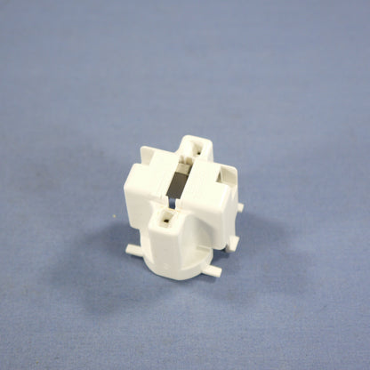 Leviton Compact Fluorescent Lamp Holder Light Socket Top Snap-In 26720-300