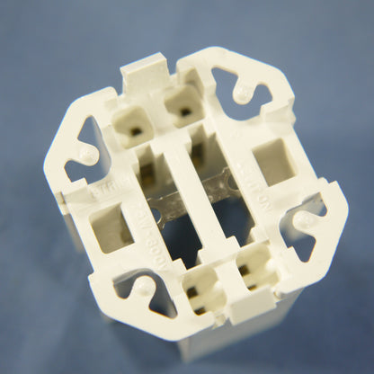 Leviton 26725-429 Compact Fluorescent Snap-In Lamp Holder Light Socket G24q-3