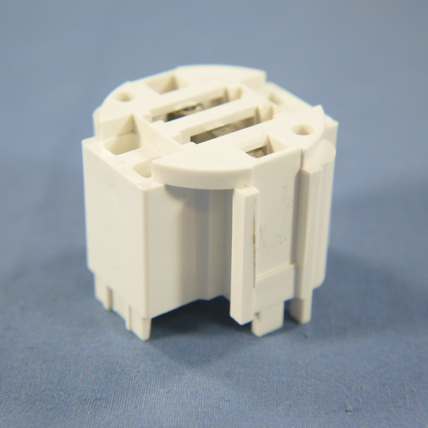 Leviton Compact Fluorescent Lampholder Light Sockets Screw Down G24q-3 26725-4A9