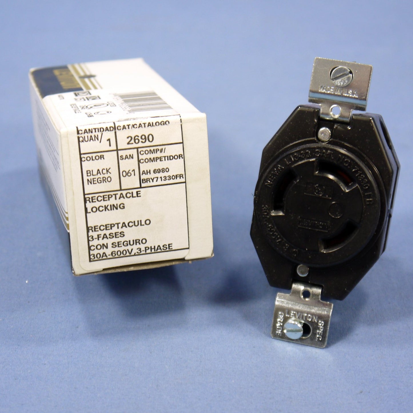 Leviton L13-30 Locking Outlet Receptacle Nema L13-30R 30A 600V 3� 2690-061 Boxed