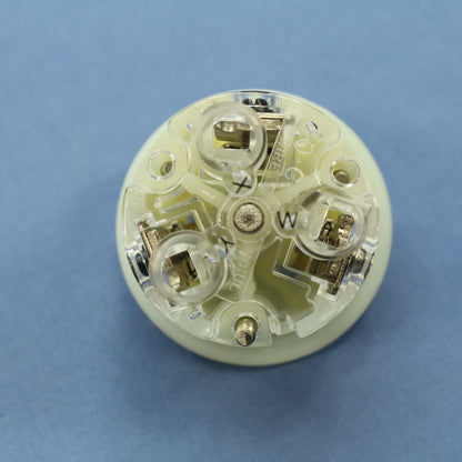 Leviton 29W08 Yellow Wetguard 30A Turn Locking Connector Plug Non-Nema 125/250V