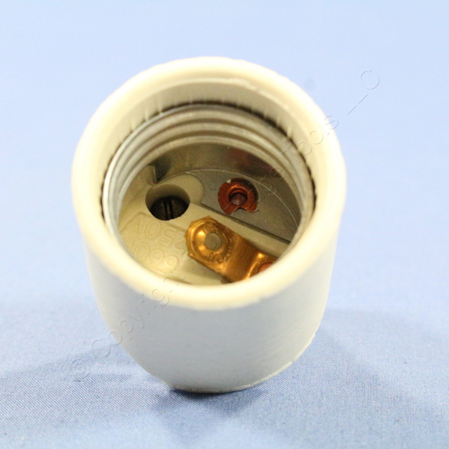10 Leviton Medium Porcelain Lampholders Pan Light Socket 1/8" IPS Hickey 3152-8