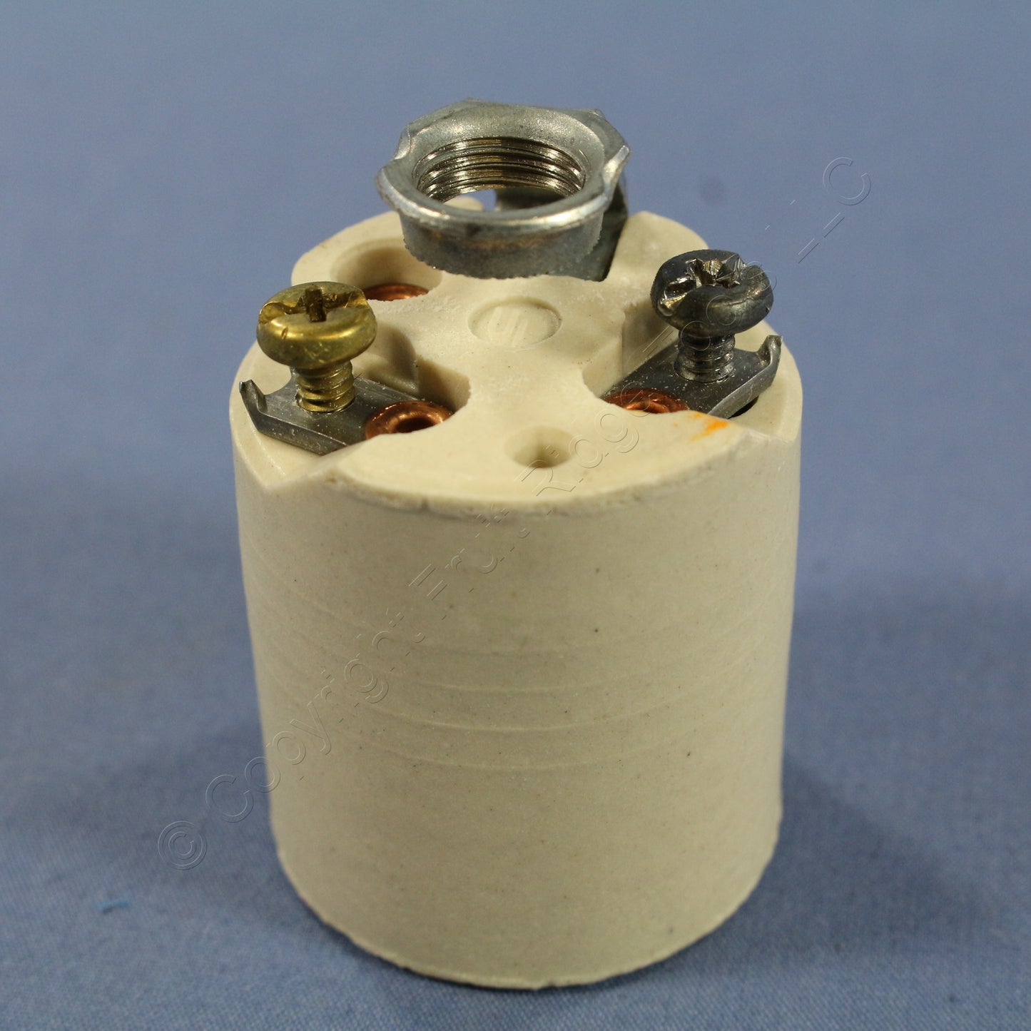 10 Leviton Medium Porcelain Lampholders Pan Light Socket 1/8" IPS Hickey 3152-8