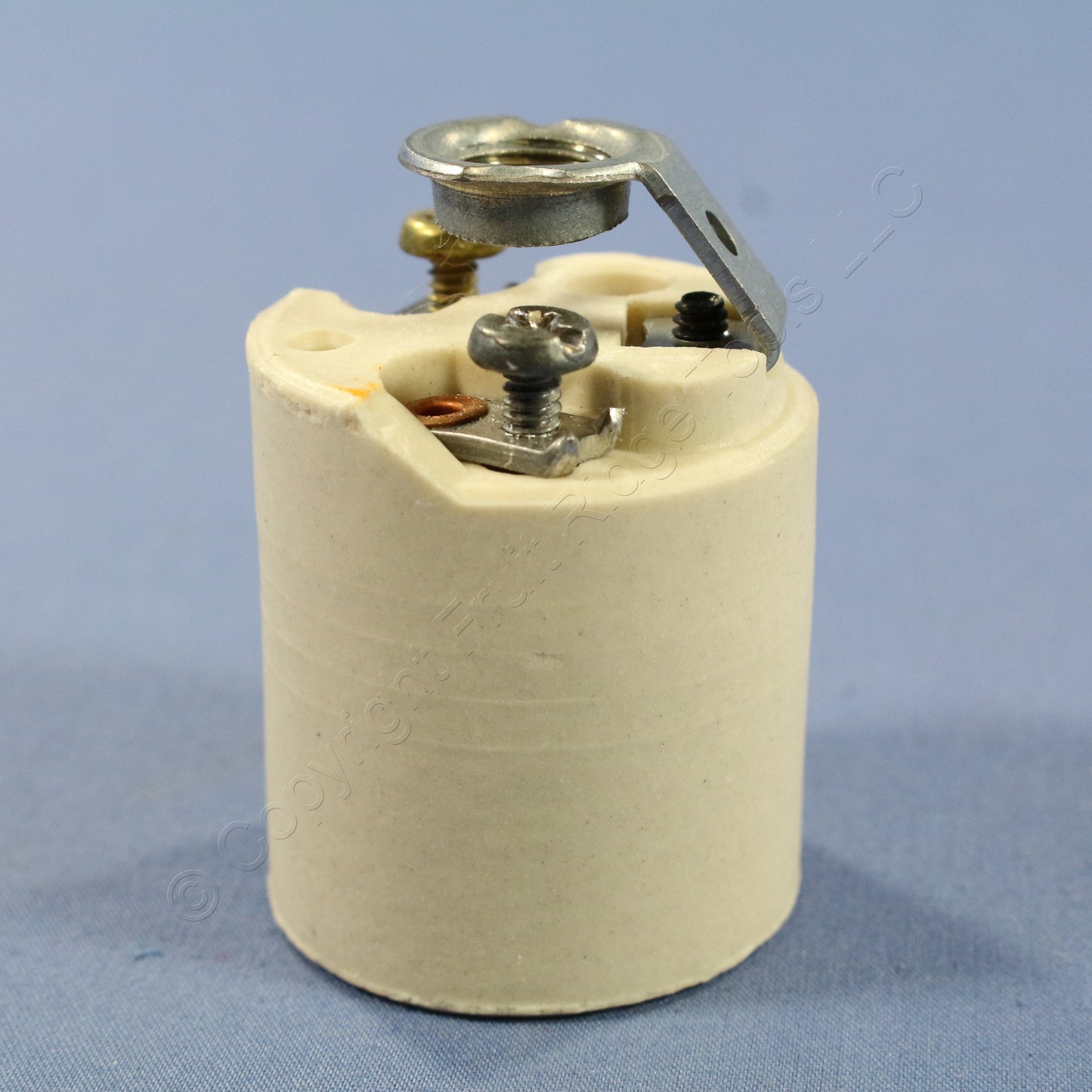 10 Leviton Medium Porcelain Lampholders Pan Light Socket 1/8" IPS Hickey 3152-8