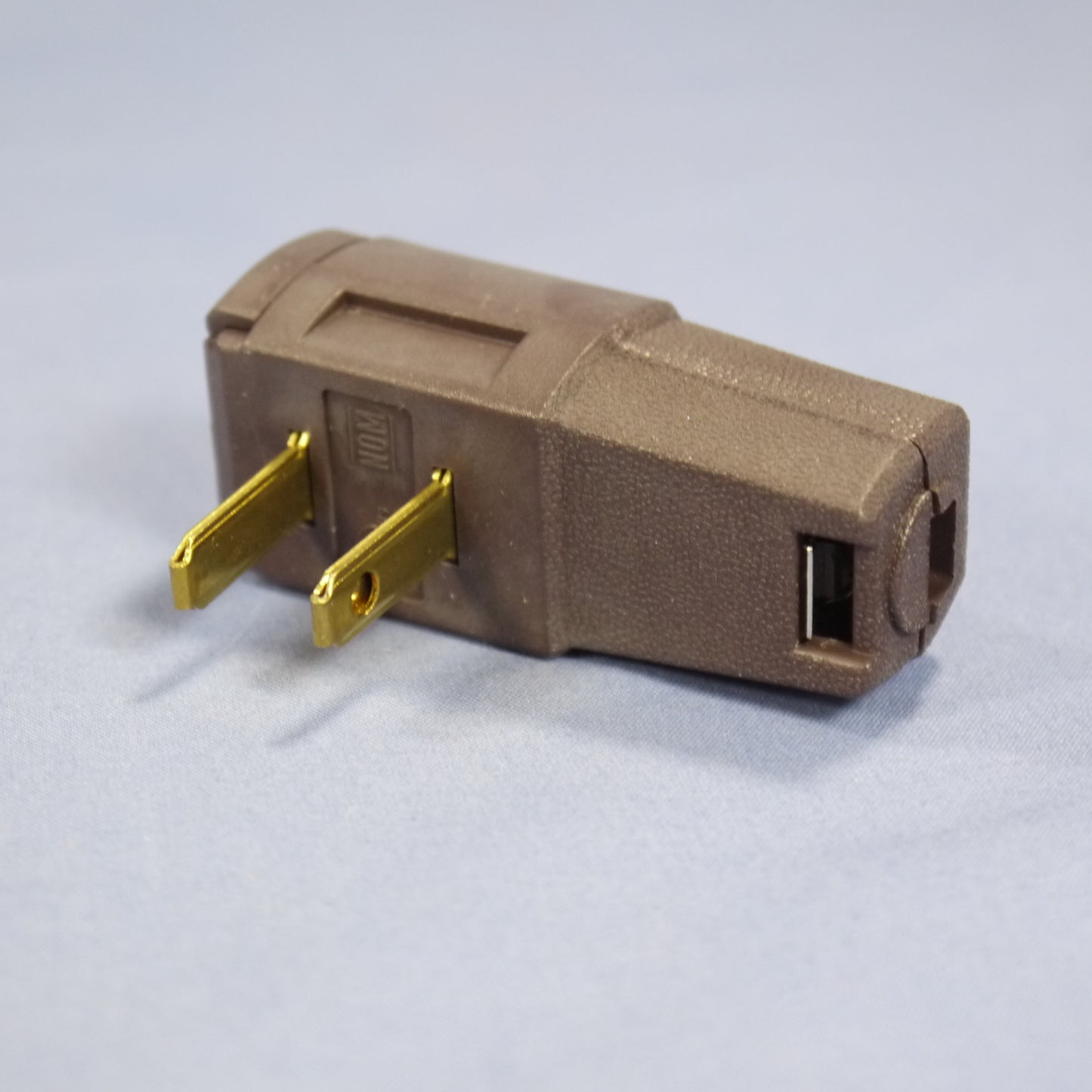 5 Leviton Brown Side Mount Easy-Wire Angle Plugs 15A 1-15P Non-Polarized 321