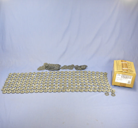 200 Leviton 1/8" Lampholder Medium Light Socket Caps Die Cast w/ Lining 3347-PRT