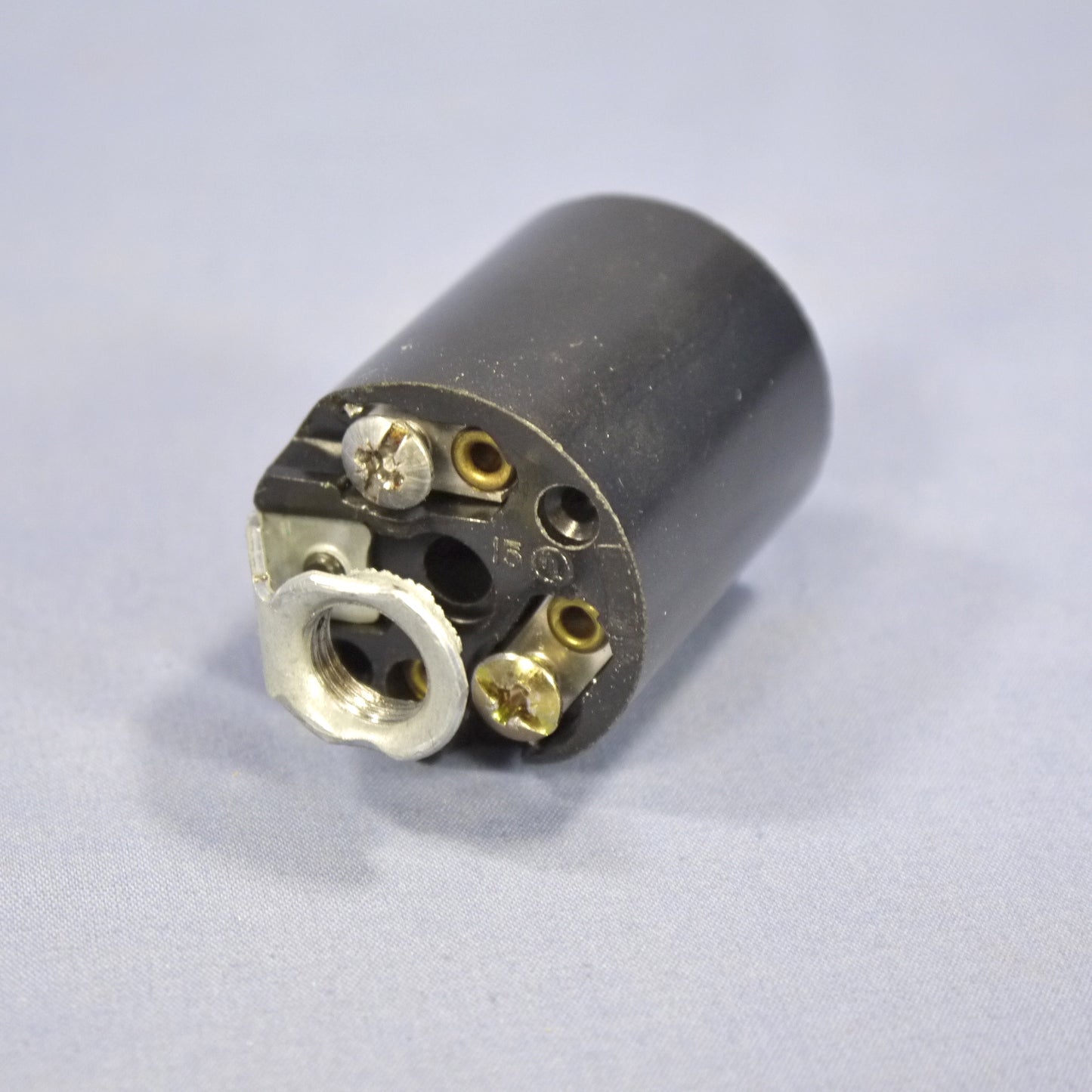 5 Leviton Phenolic Lamp Holders Light Sockets Hickey E26 Medium Base 3352-8