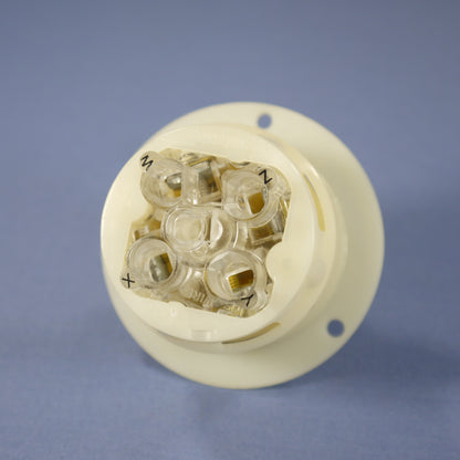 Leviton Non-Nema Locking Flanged Outlet Twist Lock 30A 120/208V 3�Y 3435-C