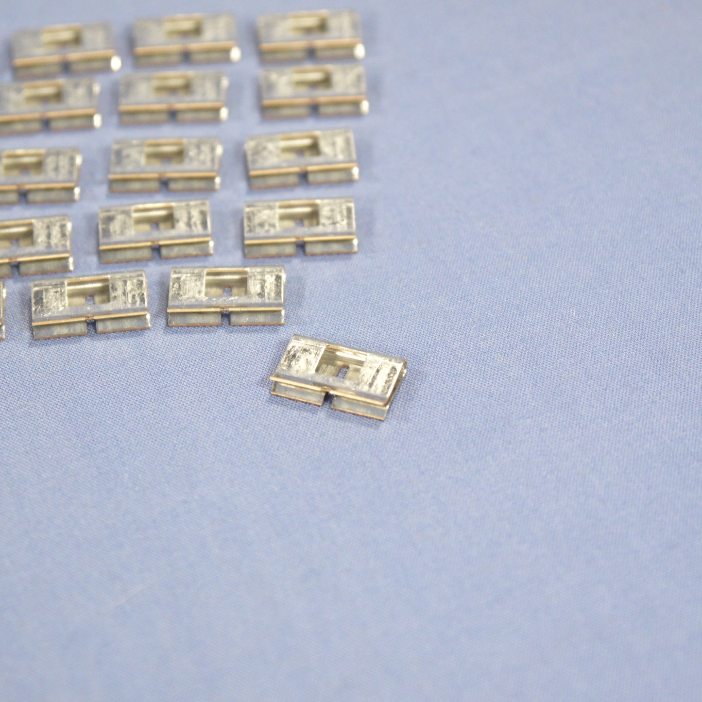 50 Leviton 2-Position Bridging Clips for Split M Phone Wiring Blocks 40067-BC