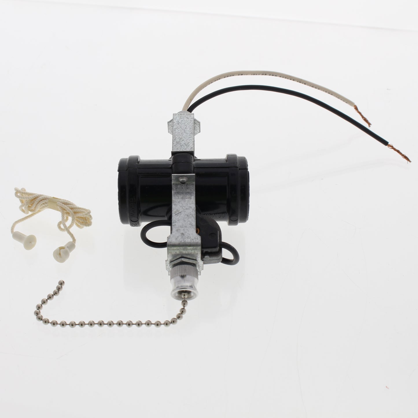 Leviton 4017-D4F 2-Light Socket Cluster Pull Chain Lampholder 660W 125/250V 1A T