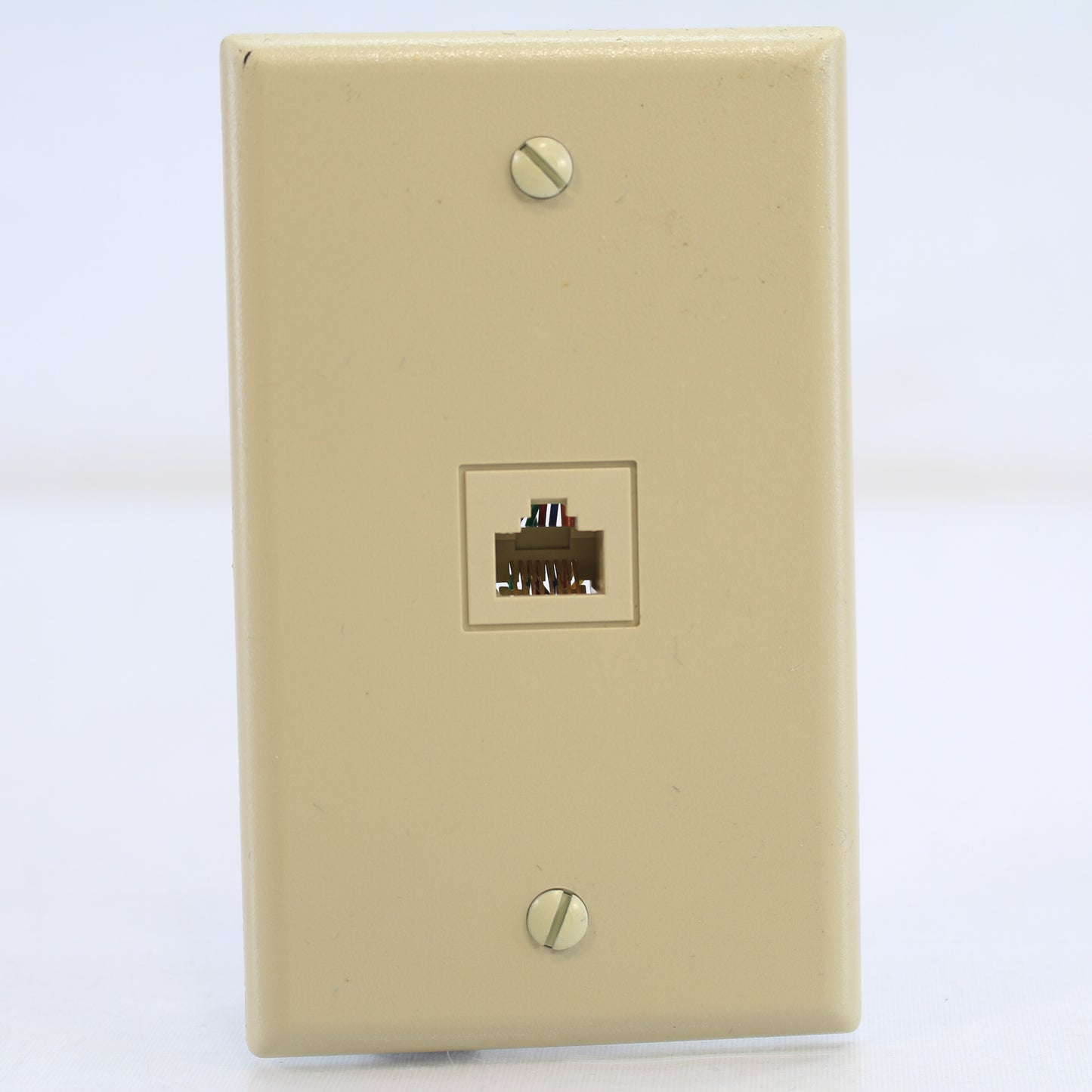 Leviton 40180-I Ivory Type 625B4 Telephone 8-Wire Phone Jack Wallplate Cover