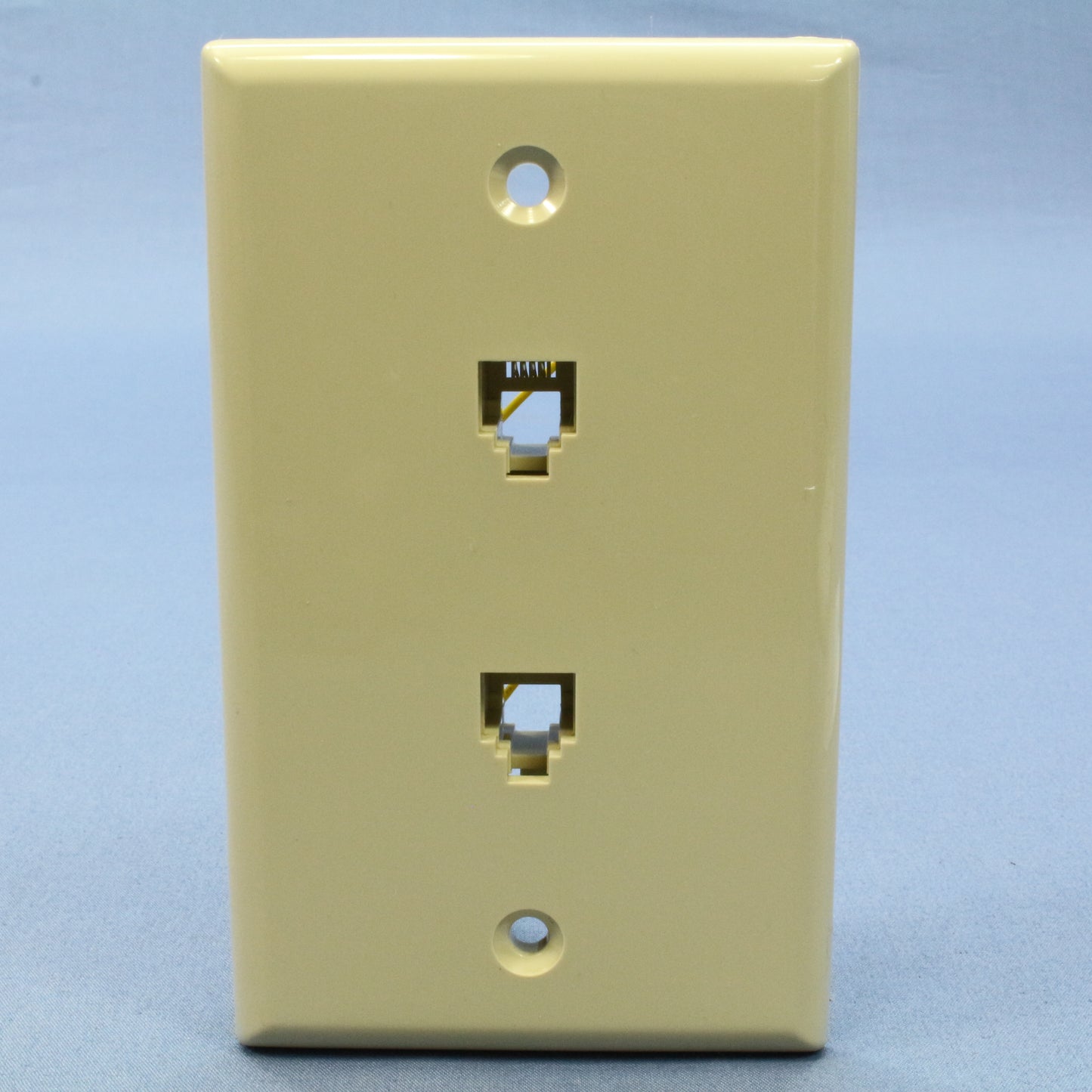 Leviton Ivory 2-Line Phone Jack Flush Mount 6-Position Wallplate 625B3 40244-I