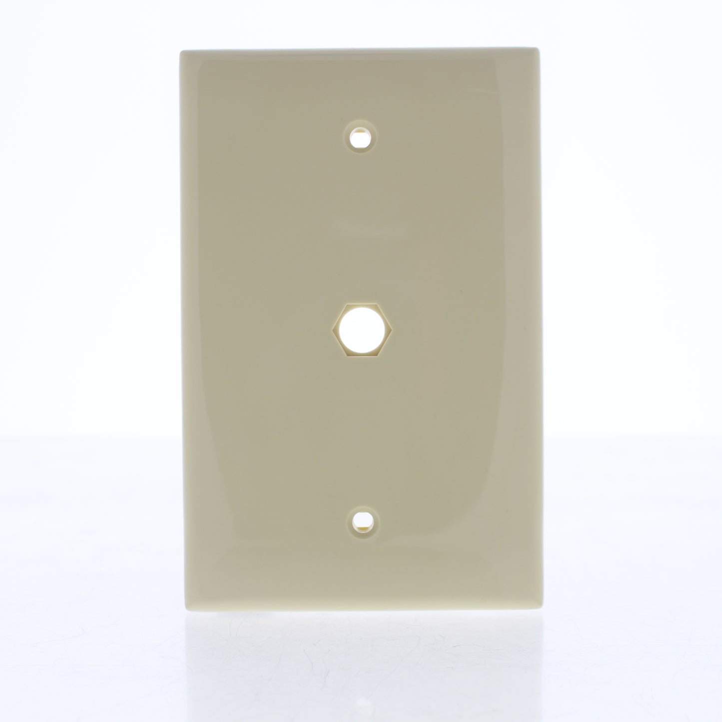 Leviton 40539-HMI Ivory Midway Video 1-Gang Jack Hexagonal Opening Wallplate