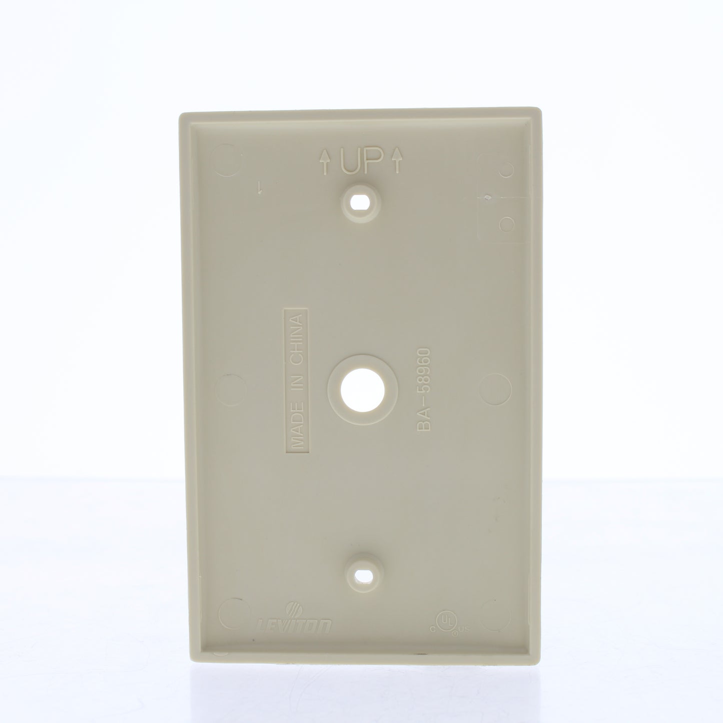 Leviton 40539-HMI Ivory Midway Video 1-Gang Jack Hexagonal Opening Wallplate