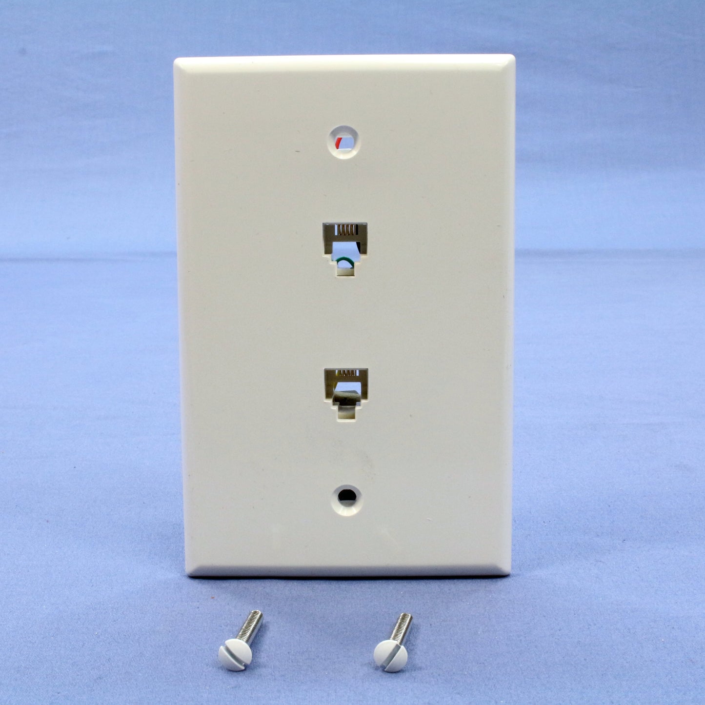 Leviton 40544-W White 4-Wire Telephone Jacks Duplex Midway Wallplates 10-pack