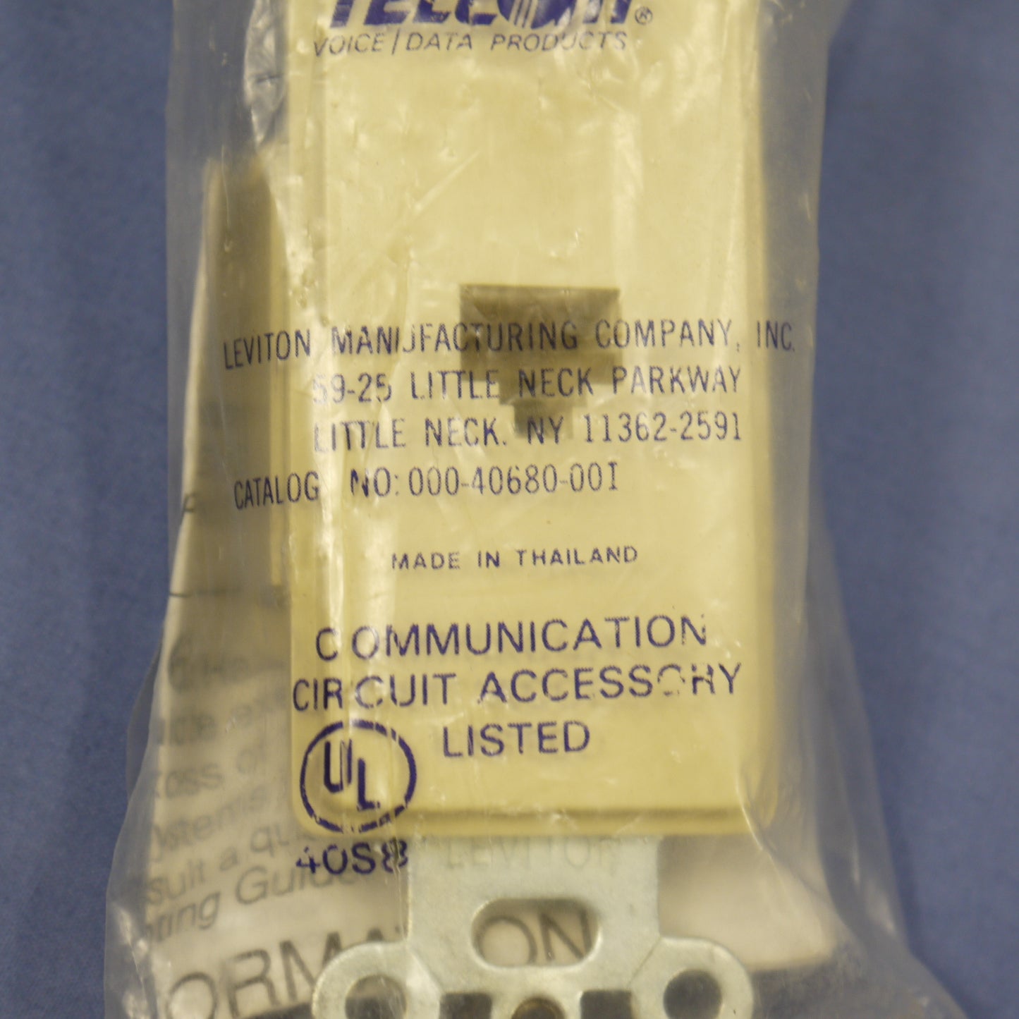 Leviton 40680-I Ivory Decora 8-Wire Telephone Jack Modular Decorator Insert