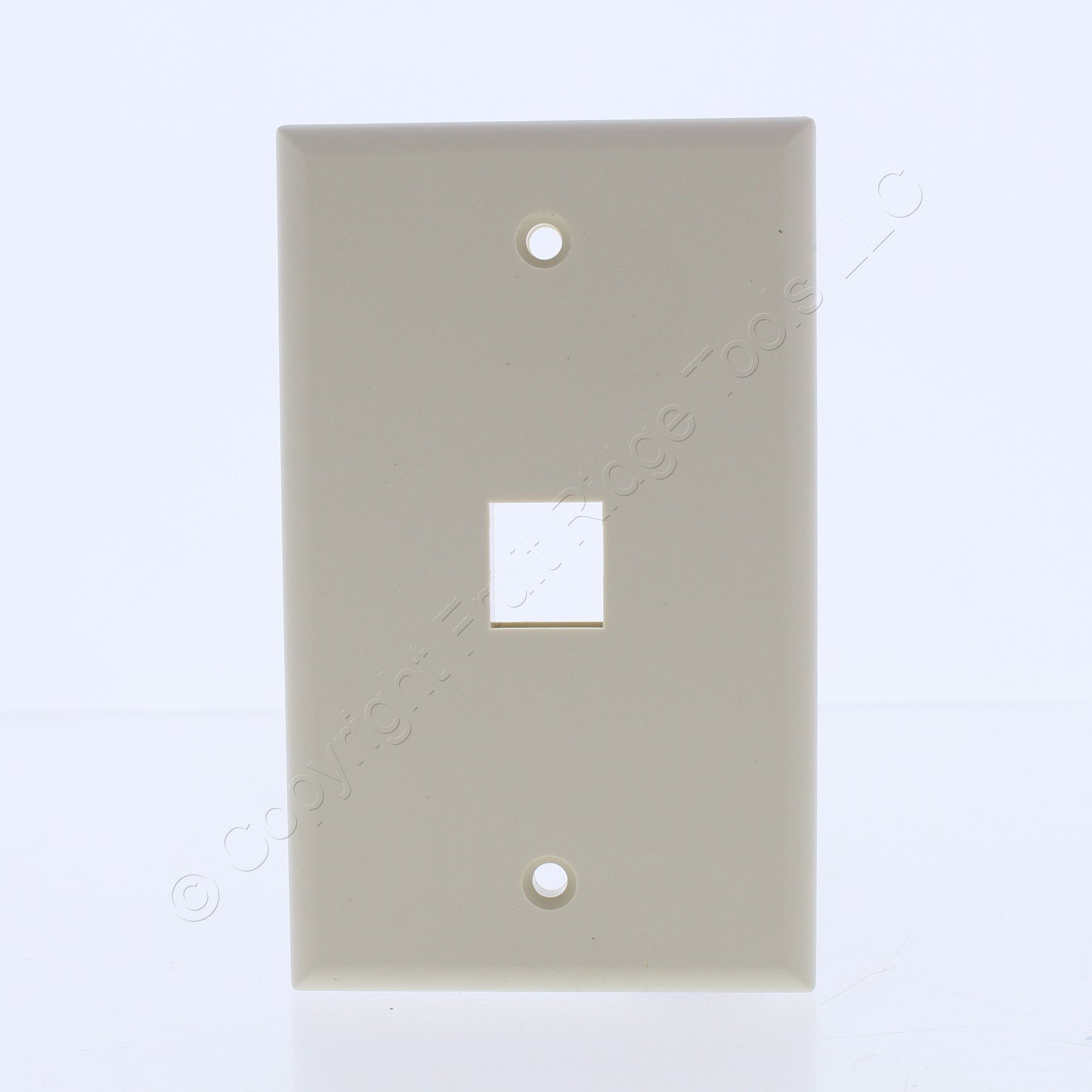 Leviton 40701-BI Ivory 1-Gang Quickport Flush Mount 1-Port Nylon Wallplate Cover