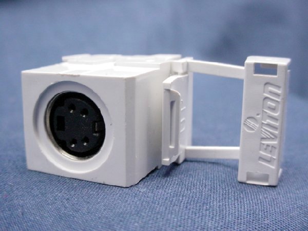 Leviton White QuickPort 4-Pin S-Video Jack 110 Termination Cat 5 5e 6 40734-SVW