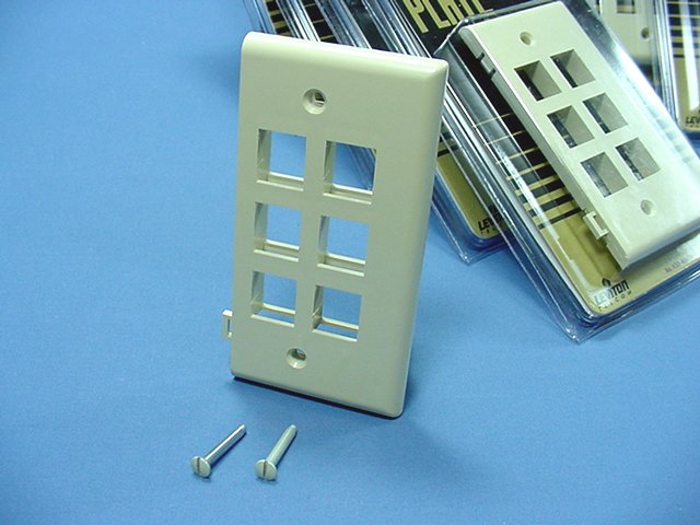 Leviton 40816-I Ivory 6-Port Quickport End Sectional Plastic Wallplates 30-pack