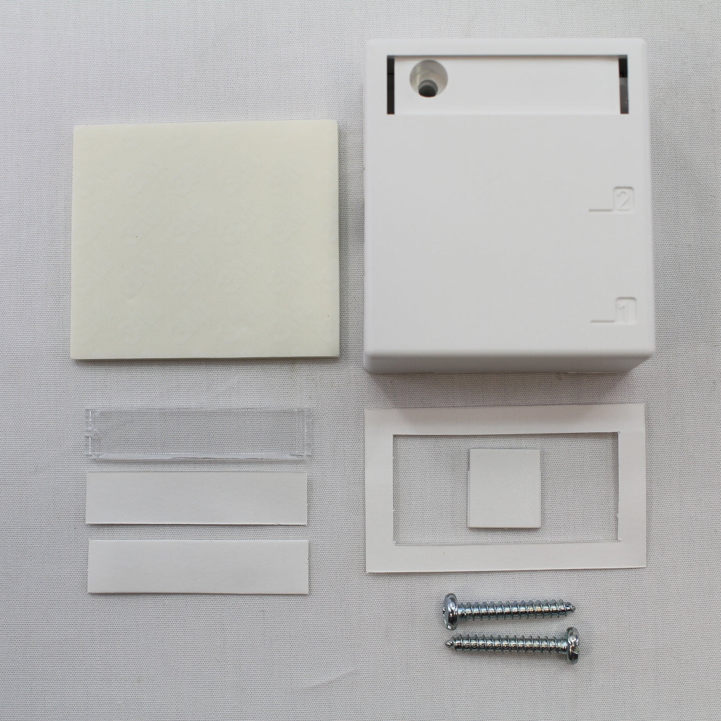 Leviton 40822-BW White 2-Port Raceway Quickport Surface Mount