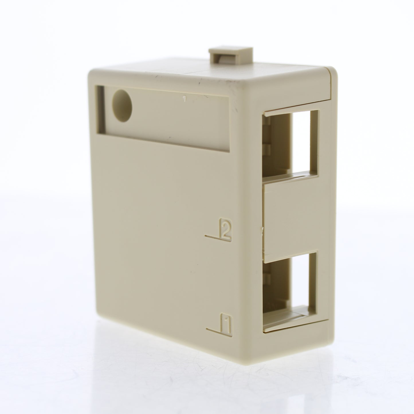 Leviton Ivory 2-Port Quickport Surface Mount Jack Housing w/ ID Plate 40822-IR