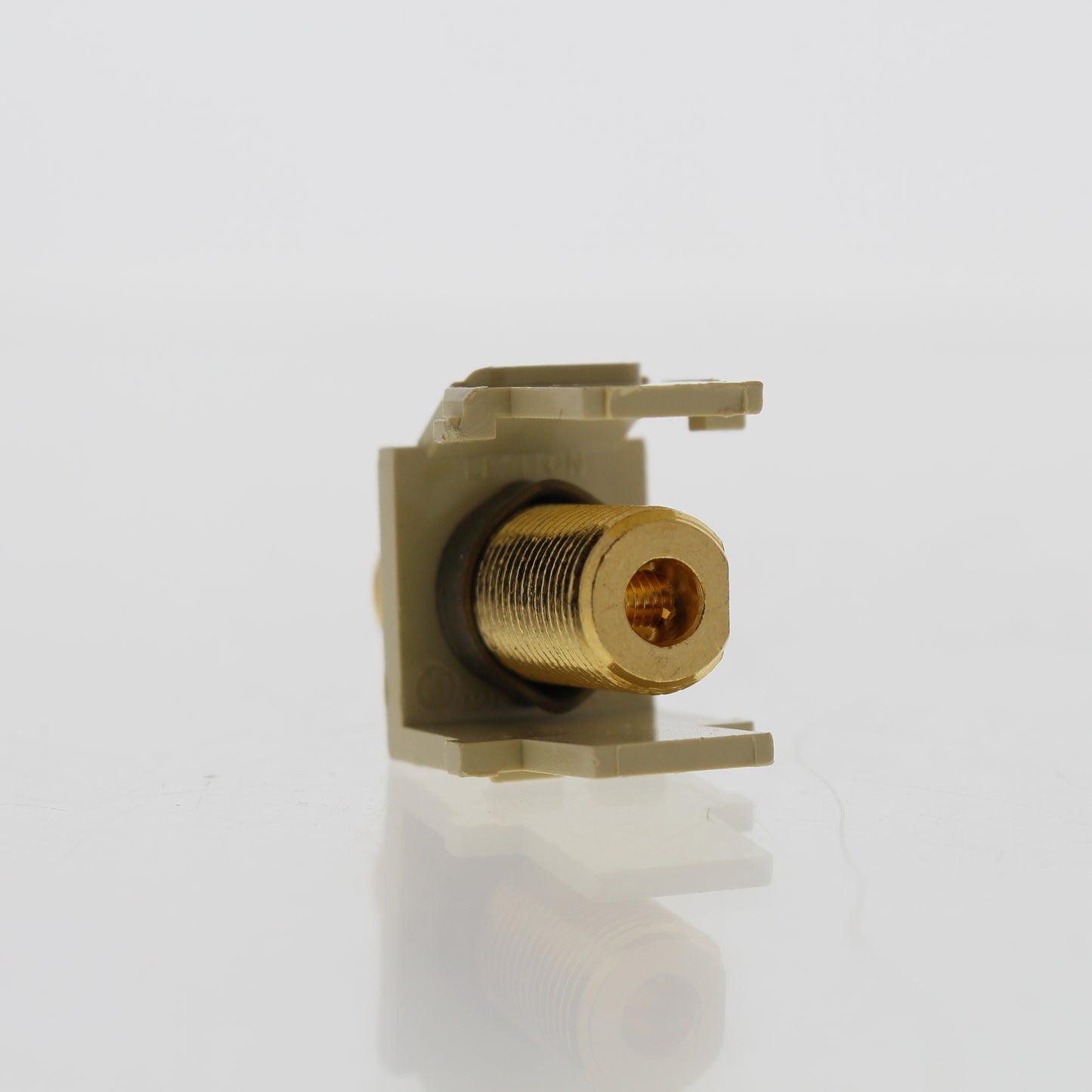 Leviton 40837-BIR Ivory Quickport Stereo Speaker Banana Jack Red Stripe
