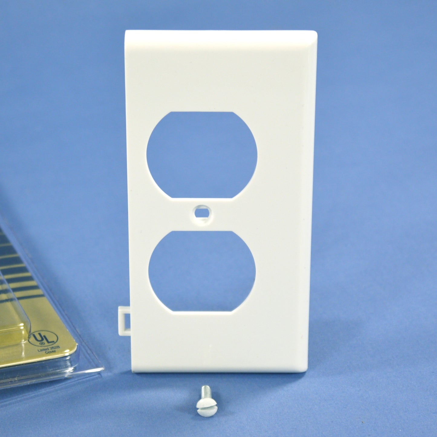 Leviton 40895-WE White Duplex Outlet Receptacle Sectional End Wallplates 5-pack