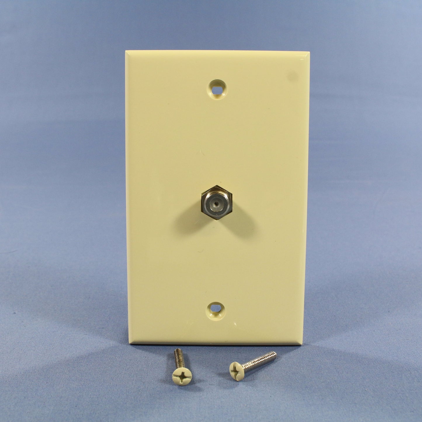 Leviton 40981-I Ivory Cable Jack Wallplate F-Type Coaxial Video Connector Cover
