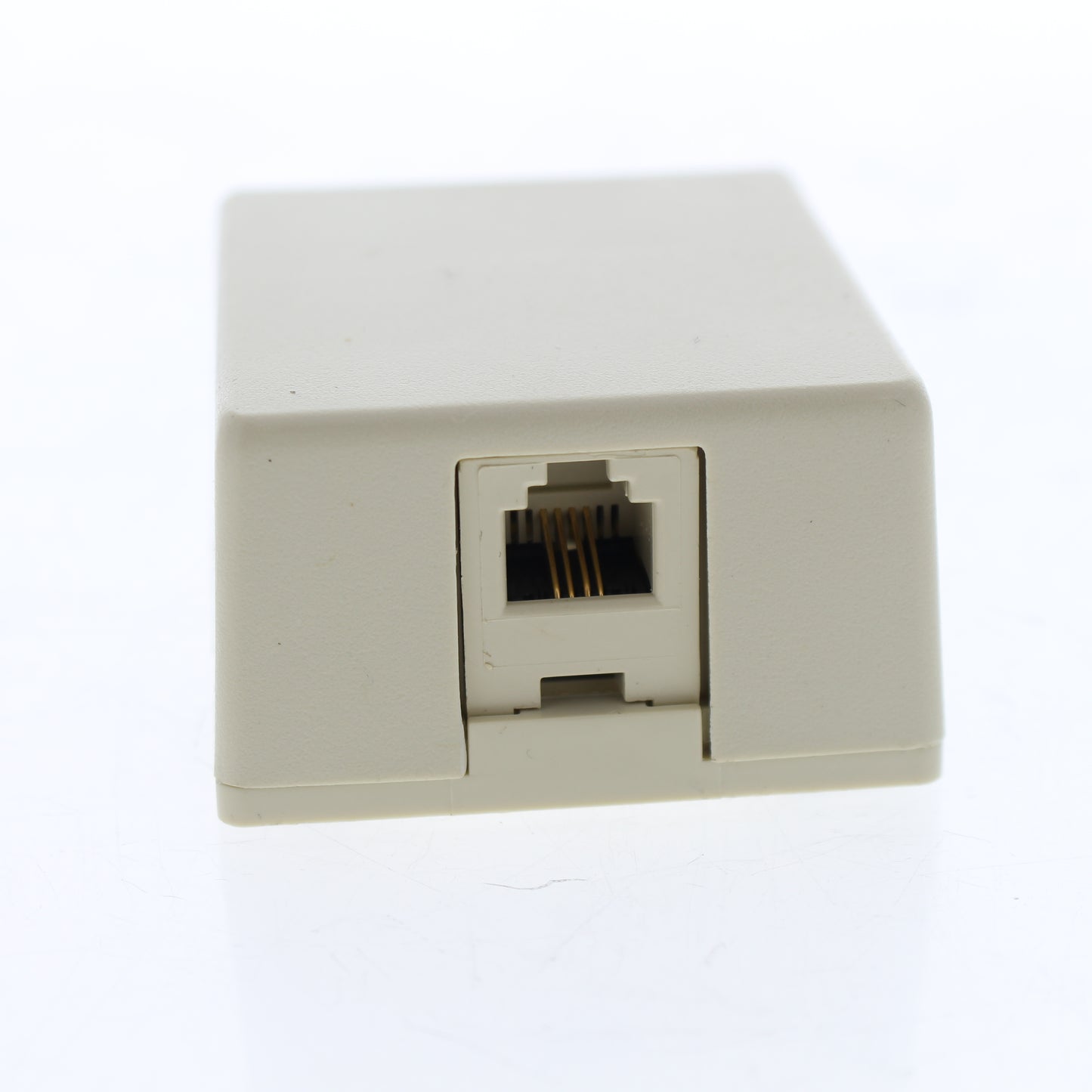 Leviton 41014-IQ Ivory Type 625A3 Quick Jack 6-Position 4-Conduct Surface Mount