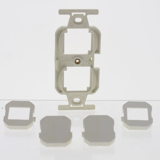 Leviton 41070-W White MOS 2-Port Token Ring Insert Not Compatible with Quickport