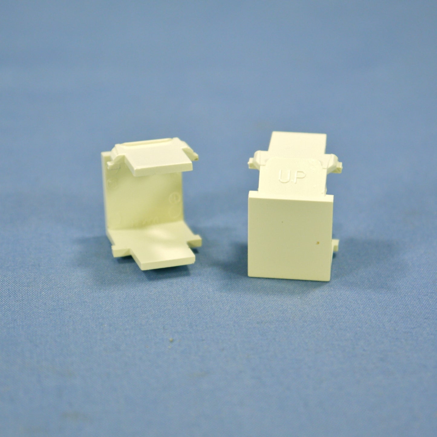 20 Leviton Almond Quickport Snap-In Blank Filler Plate Inserts 41084-BAB 41084-A