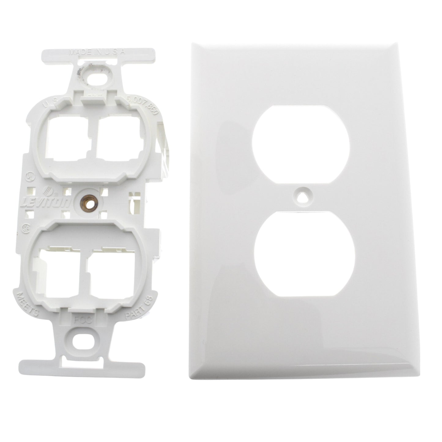 Leviton White Quickport 4-Port Wallplate Quad 106 Insert 1-Gang 41087-QWP