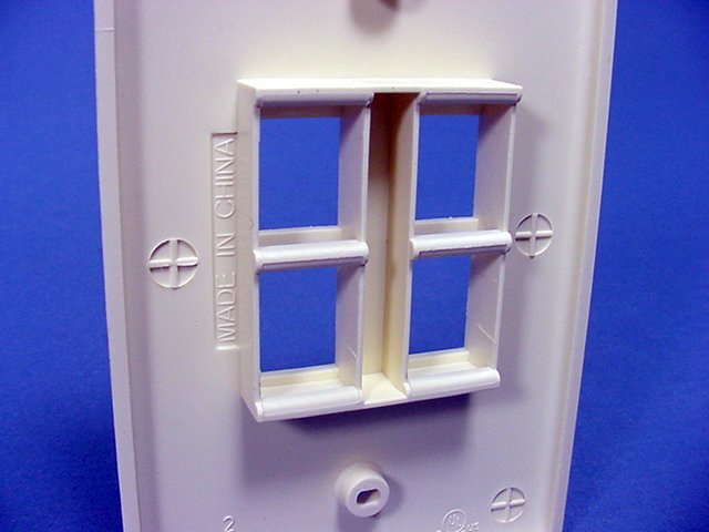 Leviton Almond Large Midway 1-Gang Quickport 4-Port Wallplate Cover 41091-4AN