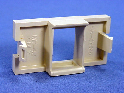 Leviton Ivory MOS Quickport Adapter Wallplate Insert Networking Module 41291-1MI