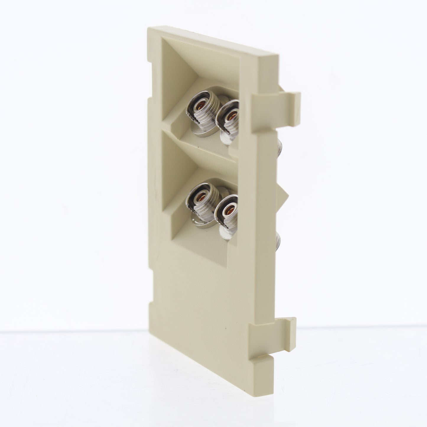 Leviton 41293-PFI Ivory Quad Duplex FC 45� 3Unit High MOS Phosphor Bronze Sleeve