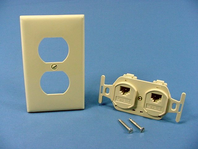 Leviton Duplex Ivory Phone Jack 110-Type Voice 8-Wire Cat 3 Type 106 41367-IDI