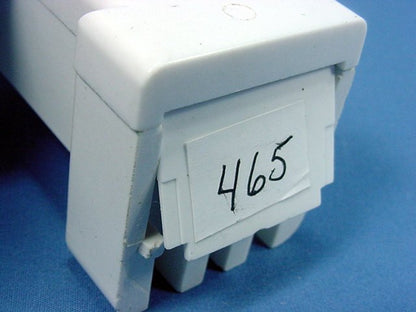 Leviton 465 Horiz White High Output T8 T12 Fluorescent Lamp Holder Fixed End